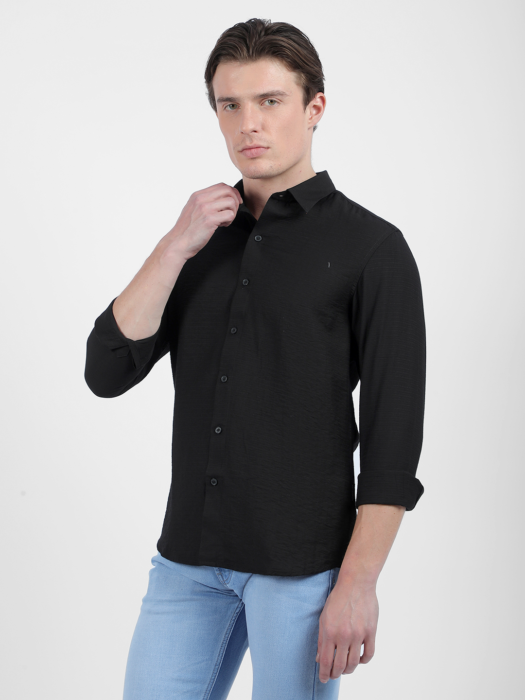 Numero Uno Men Solid Black Slim Fit Shirt